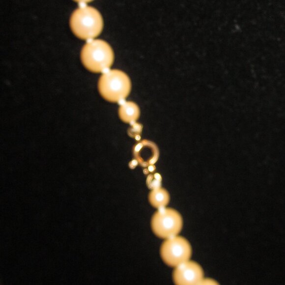 Vintage Czech Glass Faux Pearl Necklace - Picture 2 of 2